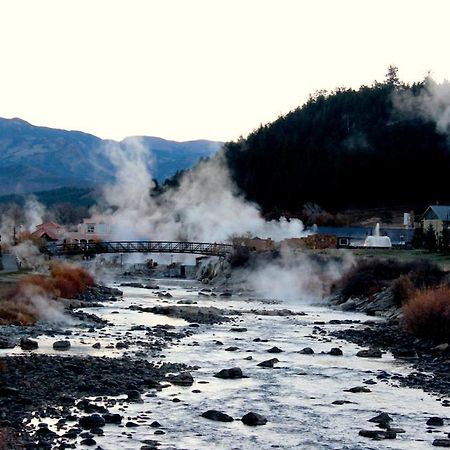 The Springs Resort & Spa باغوسا سبرينغز المظهر الخارجي الصورة