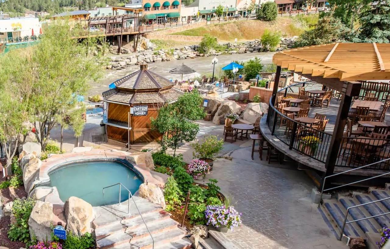 The Springs Resort & Spa باغوسا سبرينغز المظهر الخارجي الصورة
