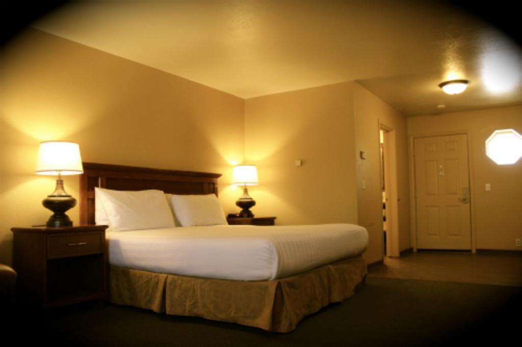 The Springs Resort & Spa باغوسا سبرينغز الغرفة الصورة