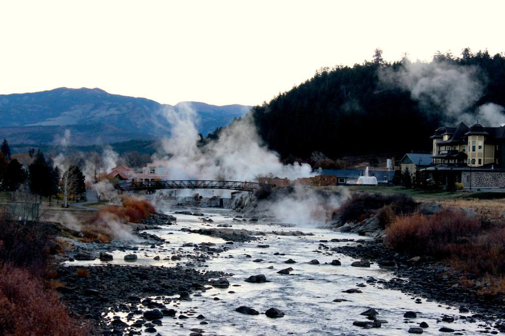 The Springs Resort & Spa باغوسا سبرينغز المظهر الخارجي الصورة