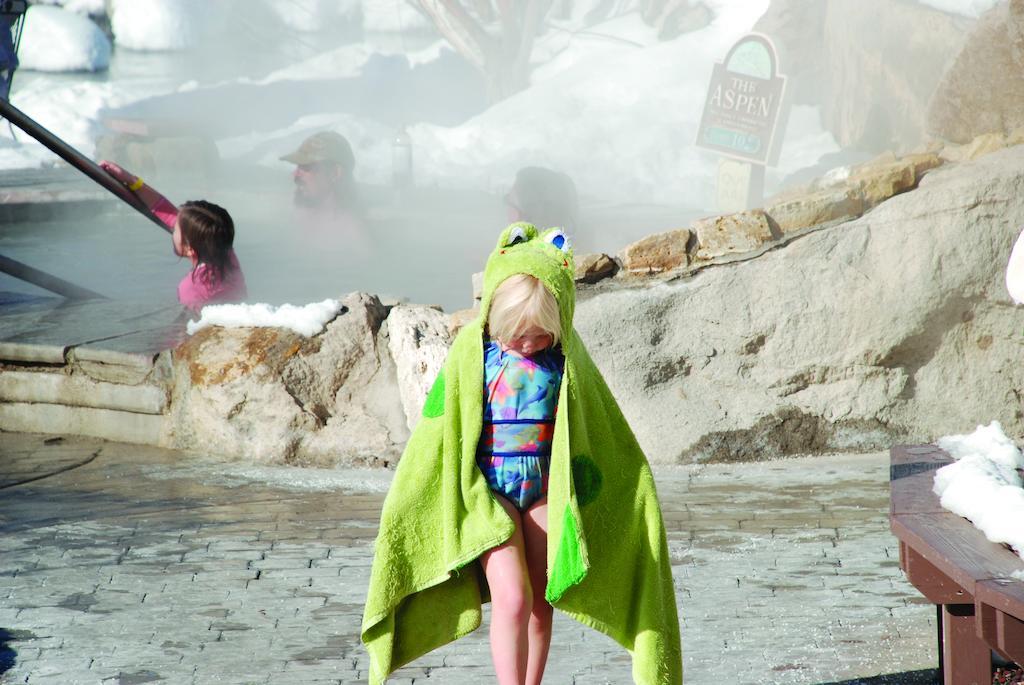 The Springs Resort & Spa باغوسا سبرينغز المظهر الخارجي الصورة